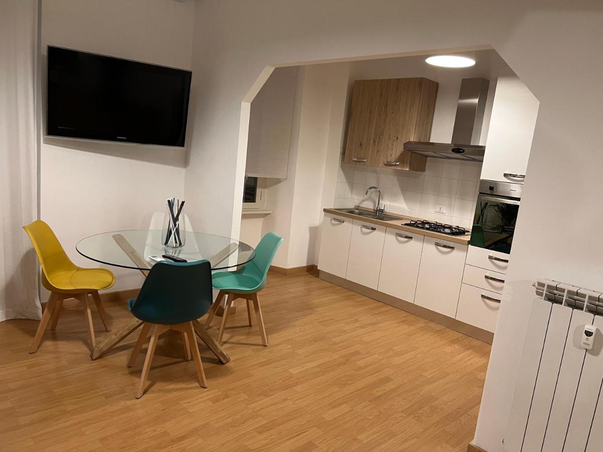 Conte Rosso Apartment Roma Dış mekan fotoğraf